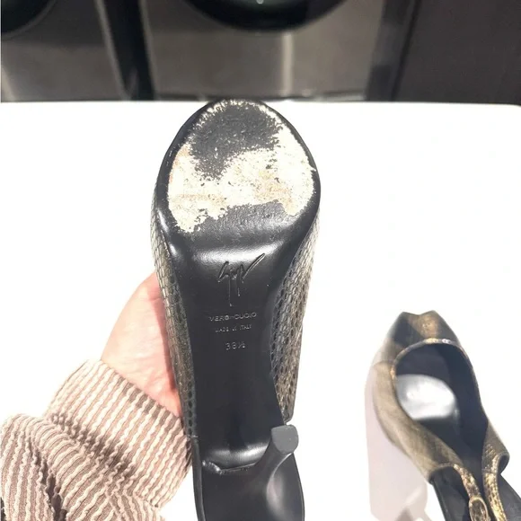 Giuseppe Zanotti Gold Snake Print Peep Toe Slingback Heels - Picture 5 of 7